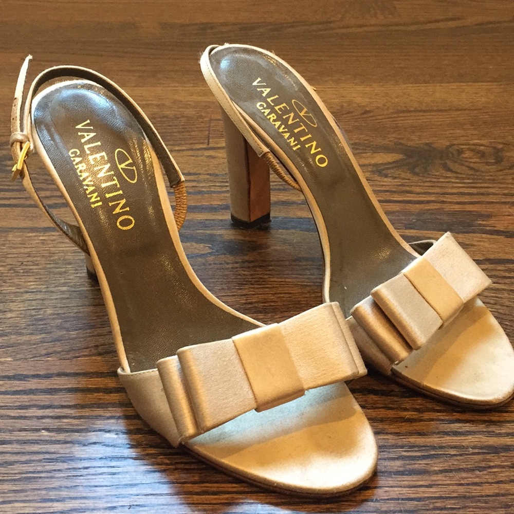Valentino Garavani Silk Heels Size 37.5